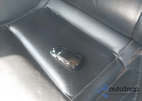 2015 Tesla Model S 70D/85D/P85D z USA, uszkodzony, nr VIN 5YJSA1H28FFP79921